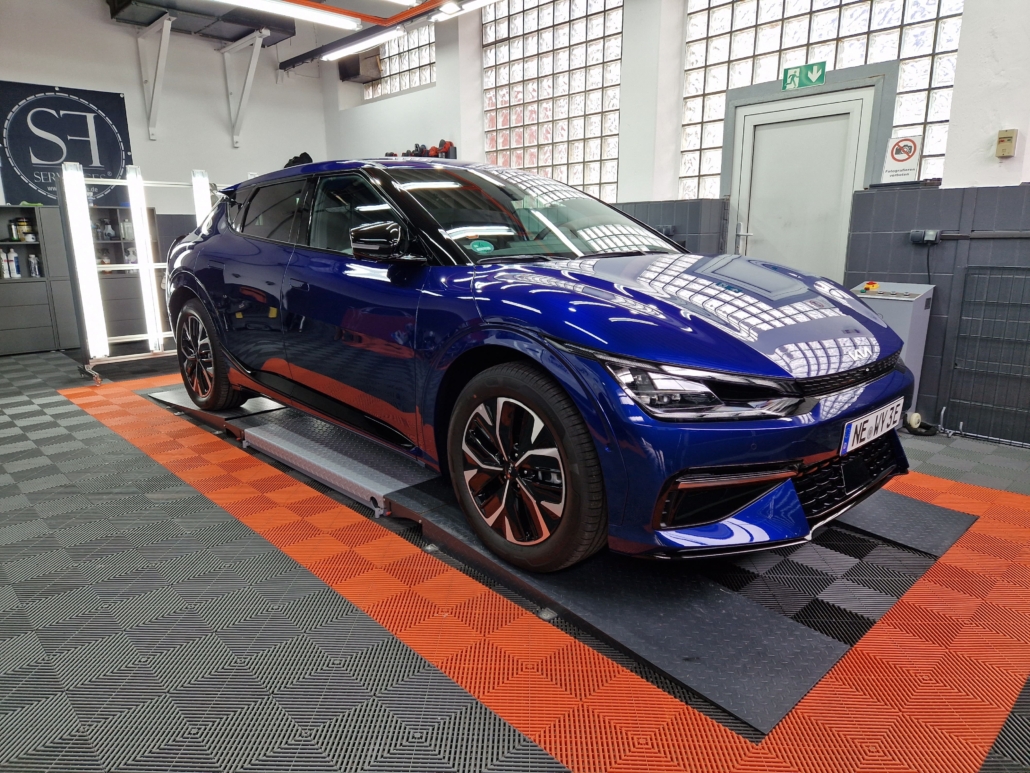 Detailaufnahme eines sauberen Arbeitsbereichs für Smart Repair Arbeiten